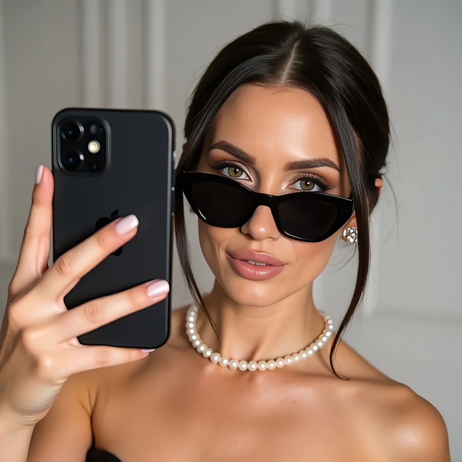 Lunettes noires à la mode pour - Sunglasses Cat Eye avis et prix