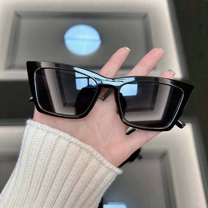 Lunettes de soleil œil de chat - Sunglasses Cat Eye avis et prix