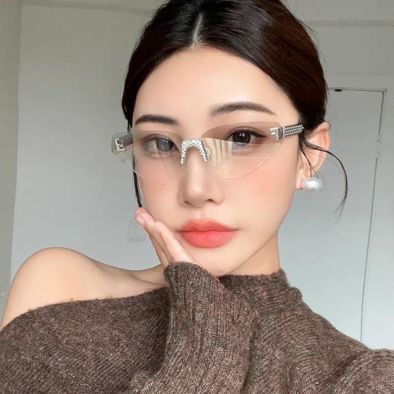 Lunettes de soleil œil de chat - Sunglasses Cat Eye avis et prix