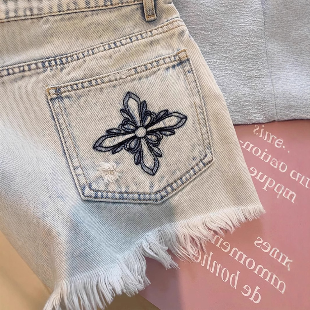 Shorts en jean délavé brodé et - Shorts Denim Frayed avis et prix